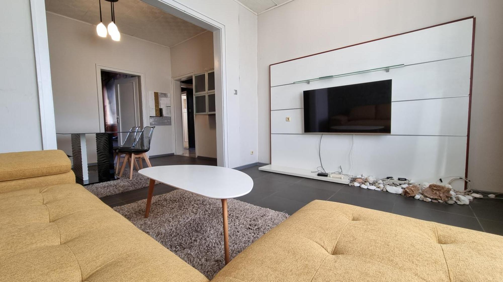 Central Apartment Sofia Esterno foto