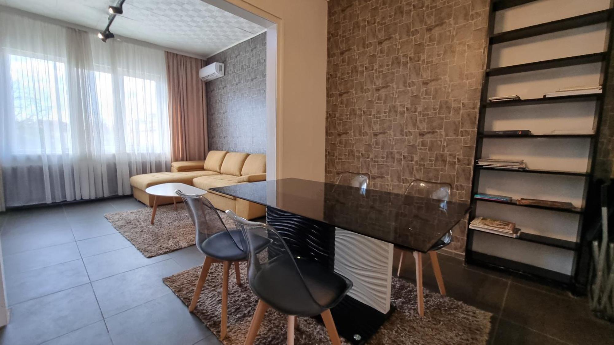 Central Apartment Sofia Esterno foto